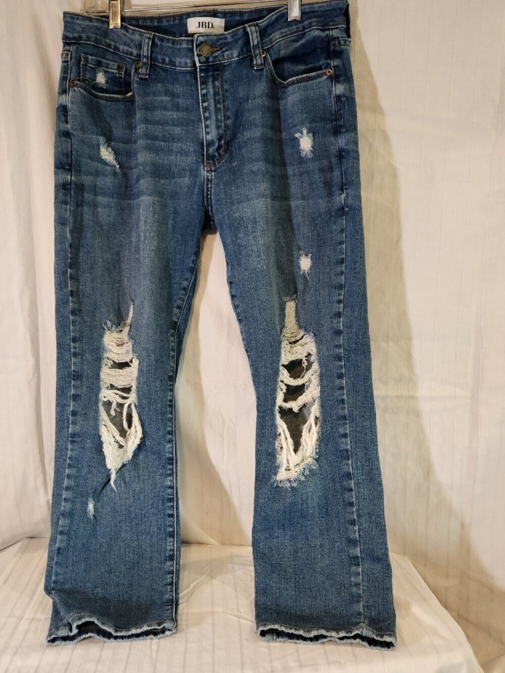 JBD Just Black Denim Distressed Destroyed Knee Cropped Flare Jeans Size 29